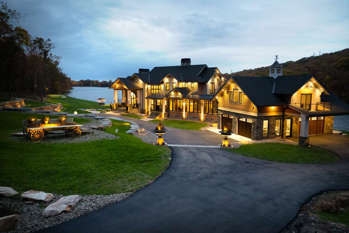 Custom Home – Newton Ransom, PA, photograph 9