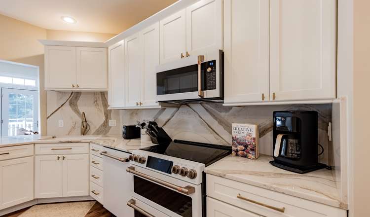 Kitchen Remodel – Moosic, PA, photograph 2