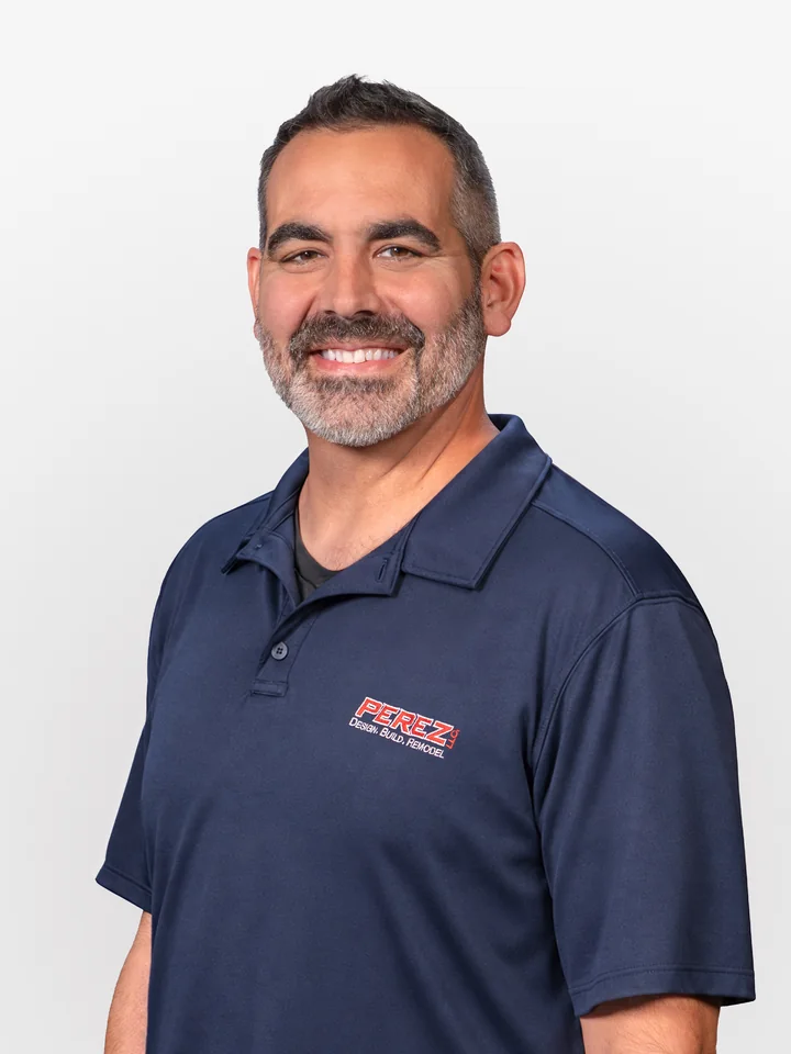 Headshot of Adam Perez