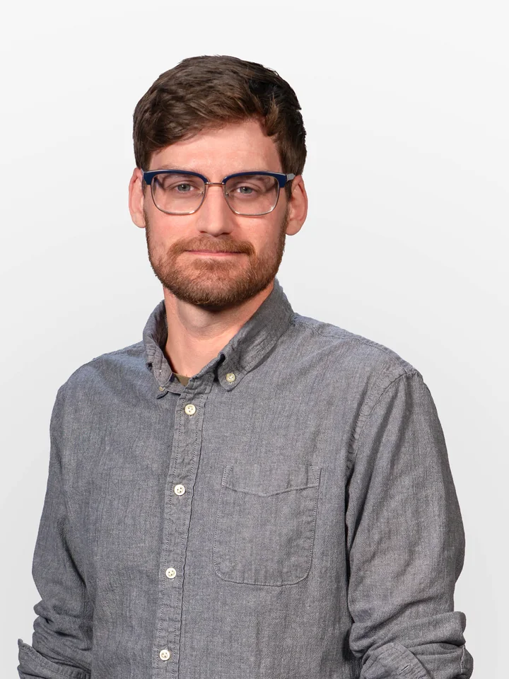 Headshot of Christopher Simkonis